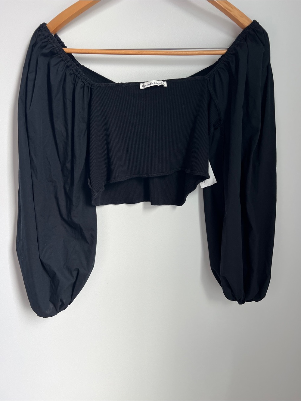 Abercrombie & Fitch | Black Puff-Sleeve Smocked Crop Top Minimalist Size XL - Picture 11 of 15